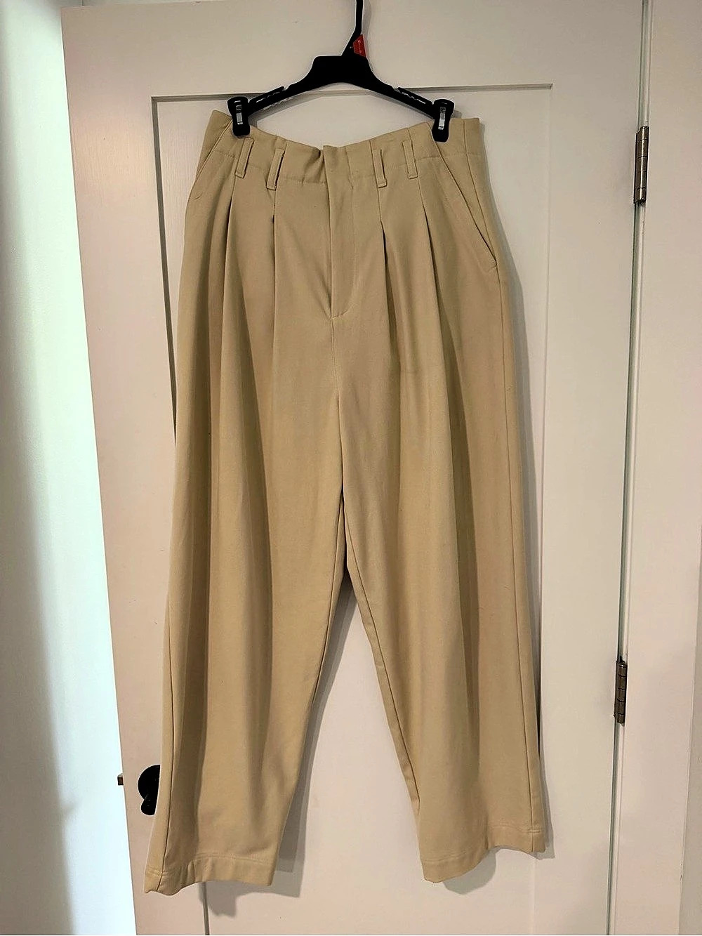 Free people Wide Leg Pants in Beige US 6 Like New
